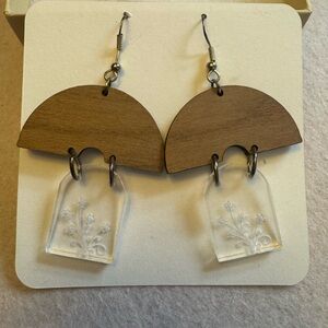 Handmade Wood‎ & Acrylic Floral Earrings – Boho Arch Design
